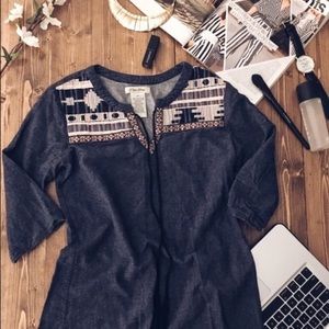 Flying tomato embroidered tunic